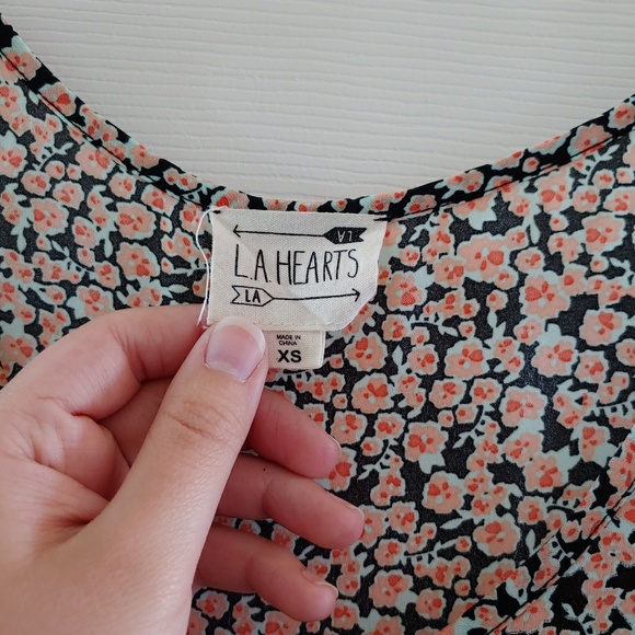 SOLD! LA Hearts Floral Button Dress - Picture 3 of 7